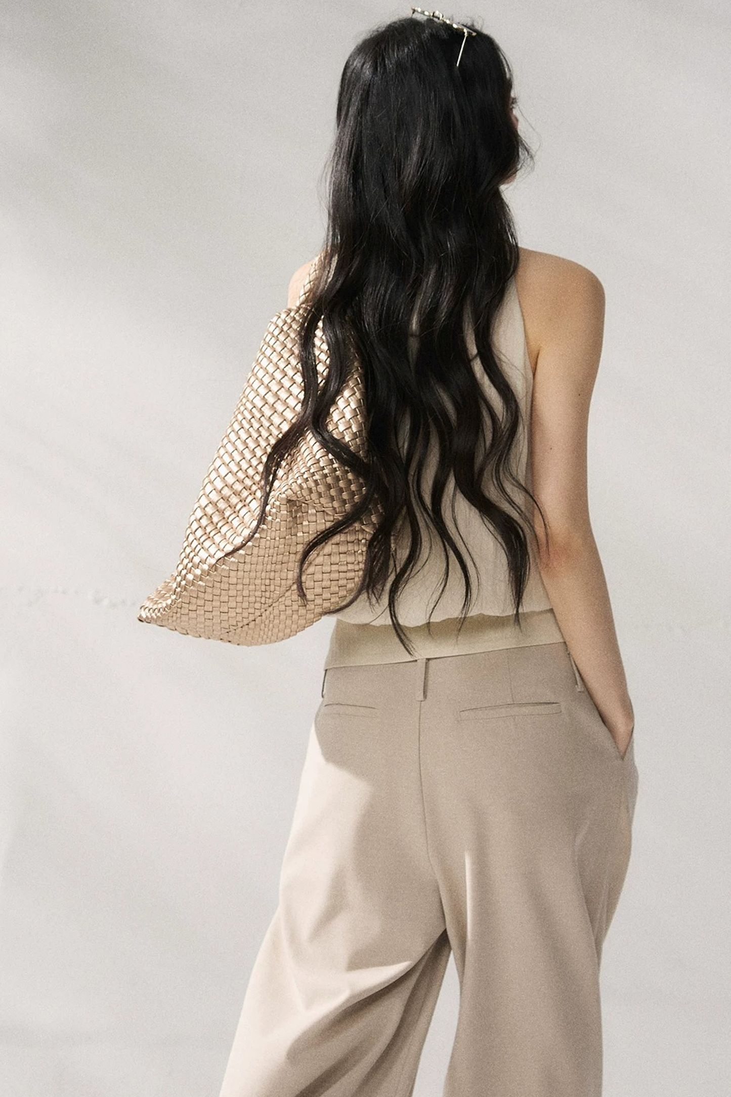 Gilet beige con scollo all'americana