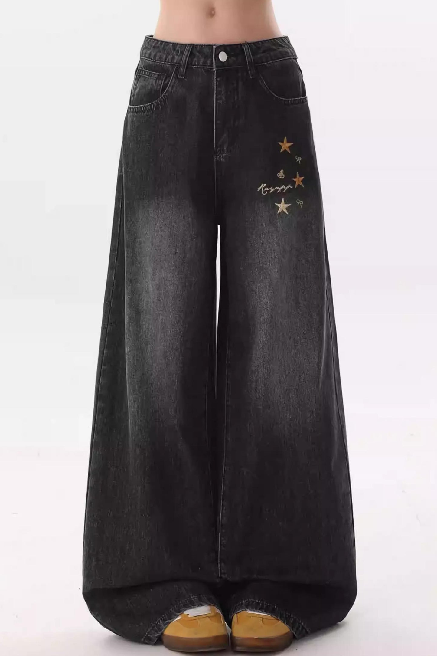 Retro Star Embroidery Jeans