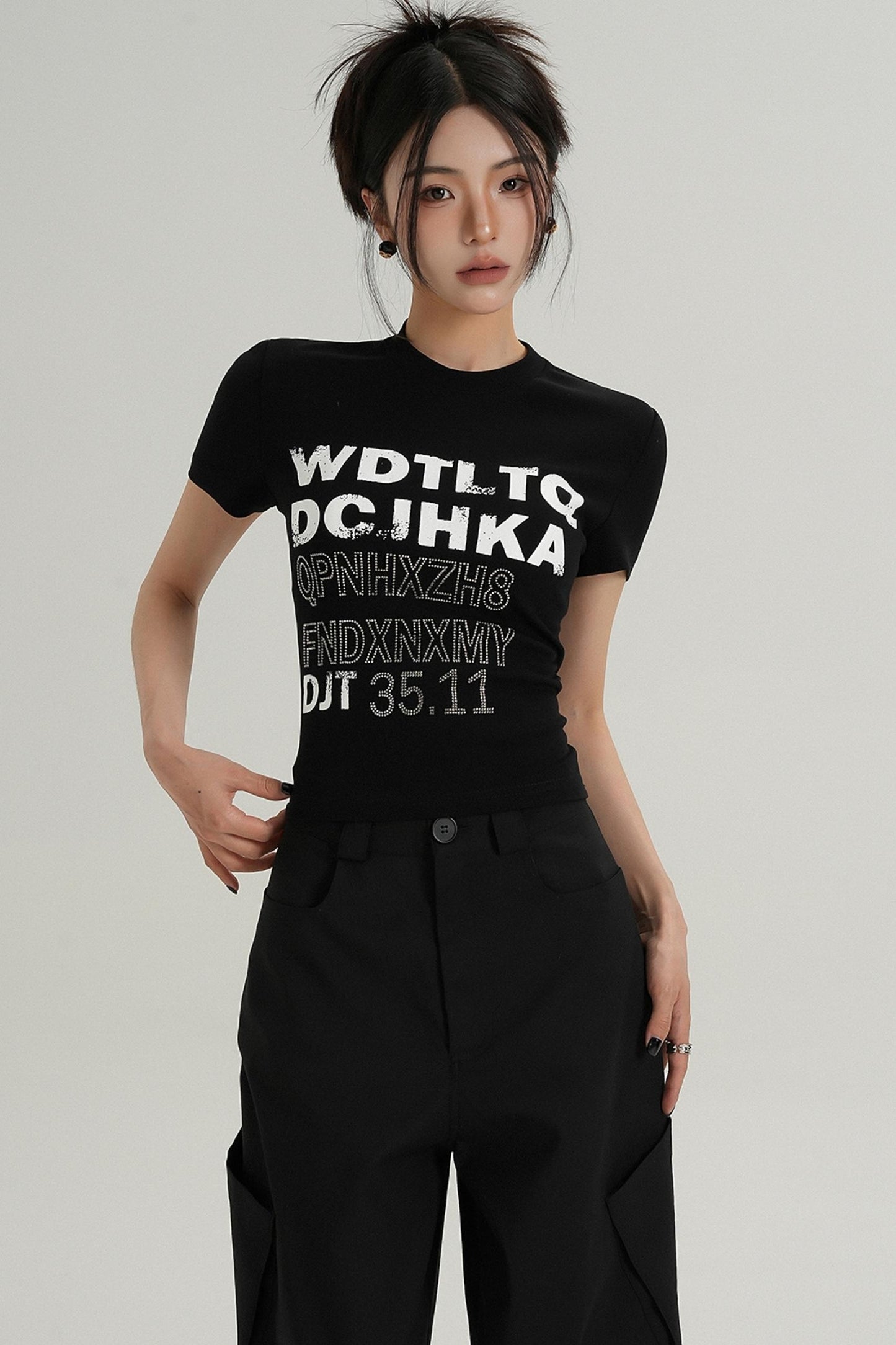 Trendy Short Sleeve Graphic Tee