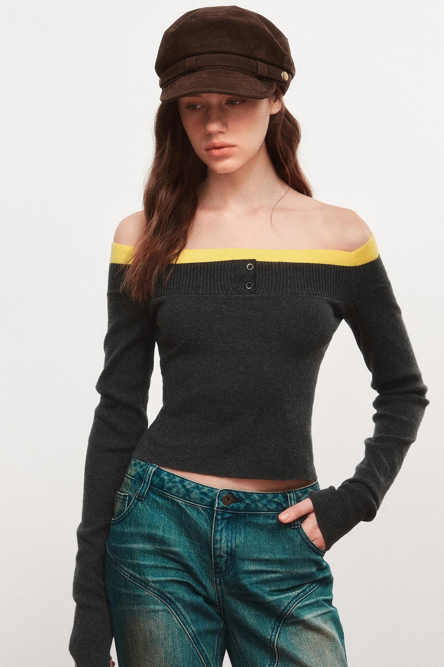 One-shoulder Knit Top