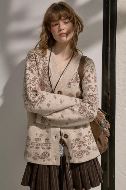 Cashew Flower V-Neck Premium Knit Cardigan