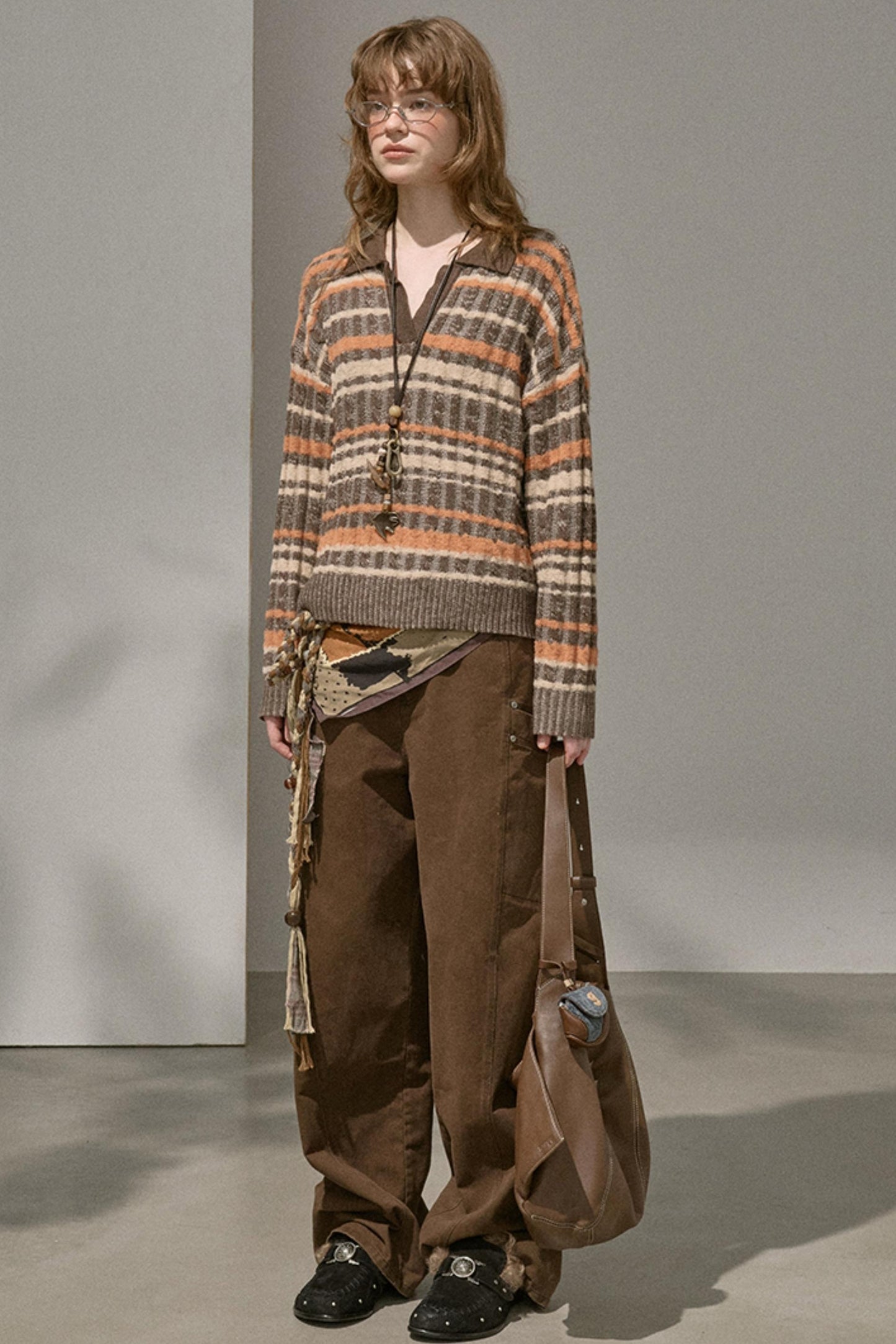 Contrast Fleece V-Neck Knit Top