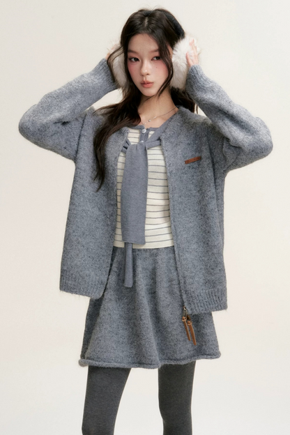 Color-Blocked Fake Two-Piece Knit Set-Up