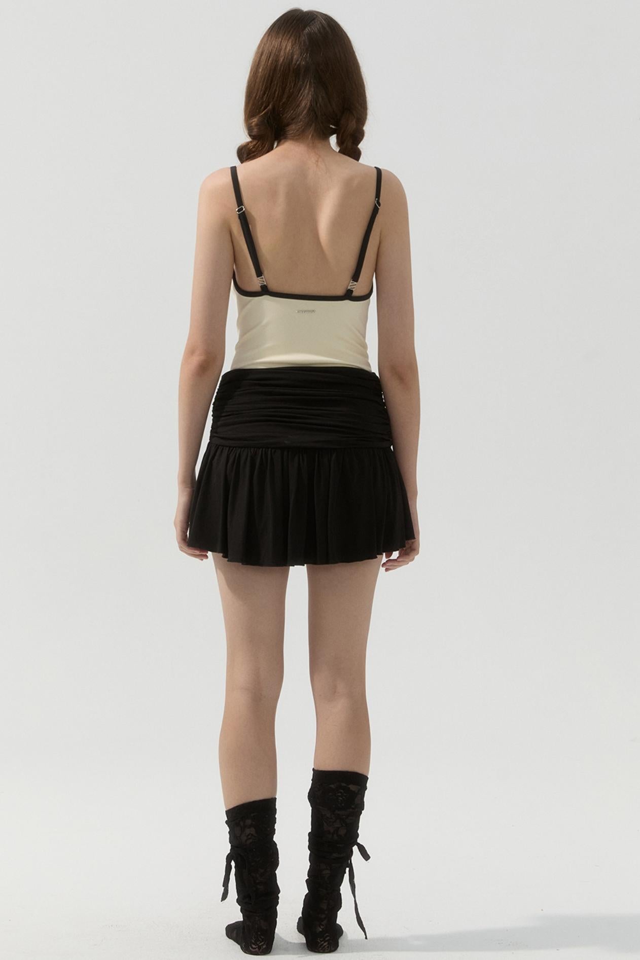 Chic Black Pleated Skirt