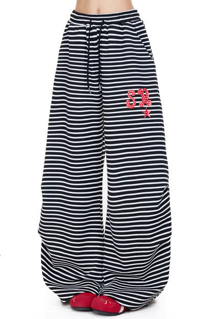 블랙 앤 화이트 스트라이프 바지