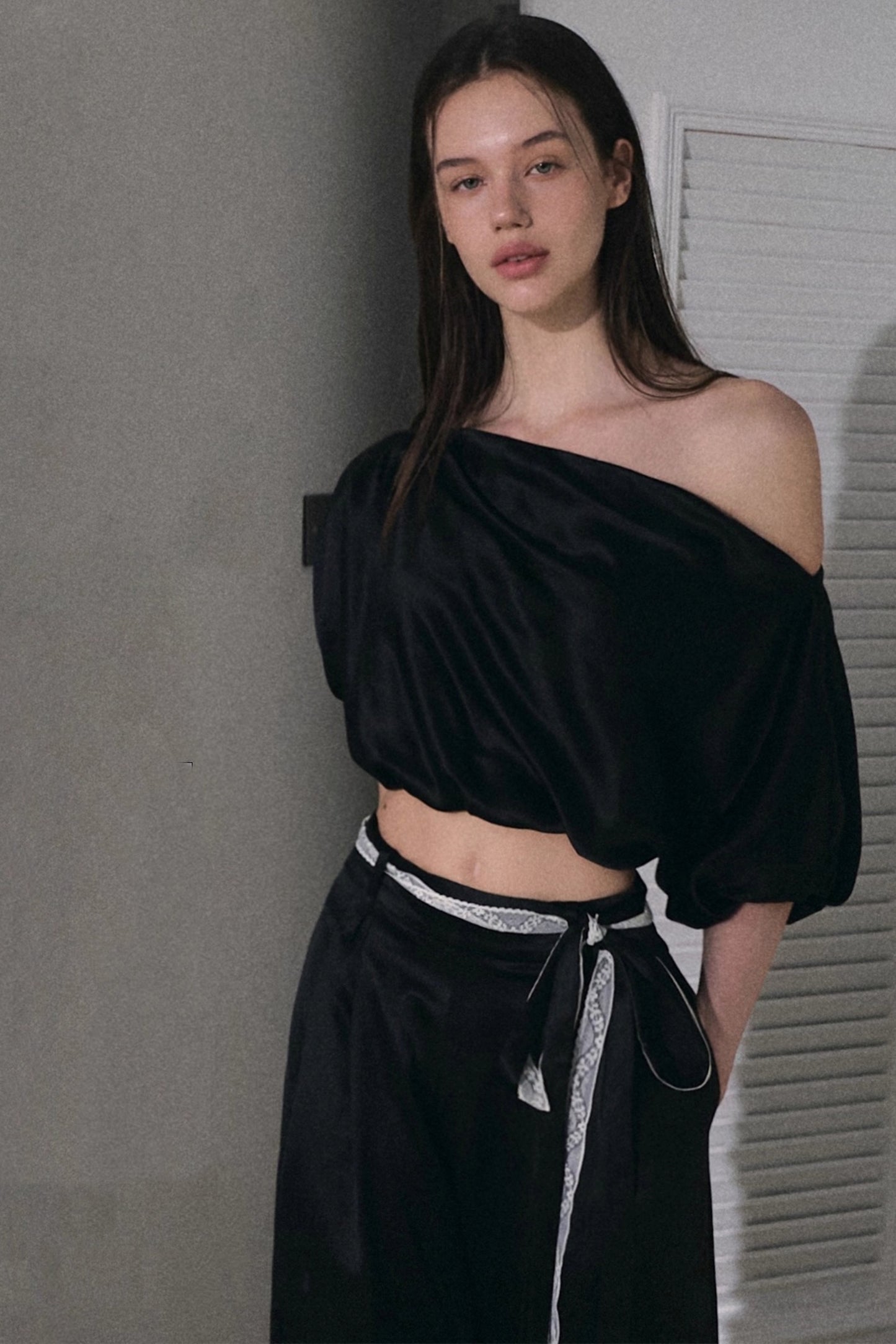 Acetate Bud Slanted Shoulder Top & Pants Set-Up