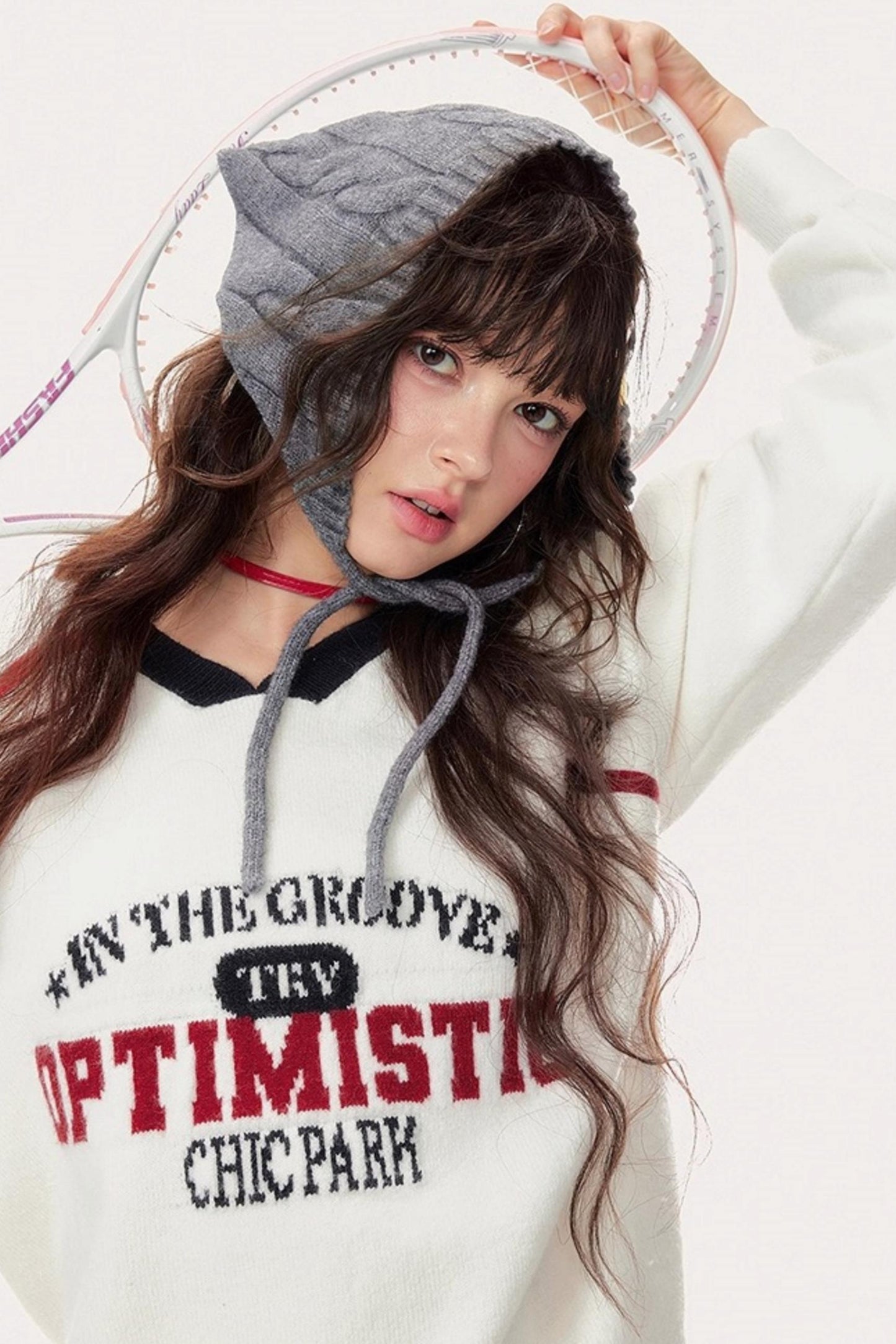 Contrasting V-Neck Sweater