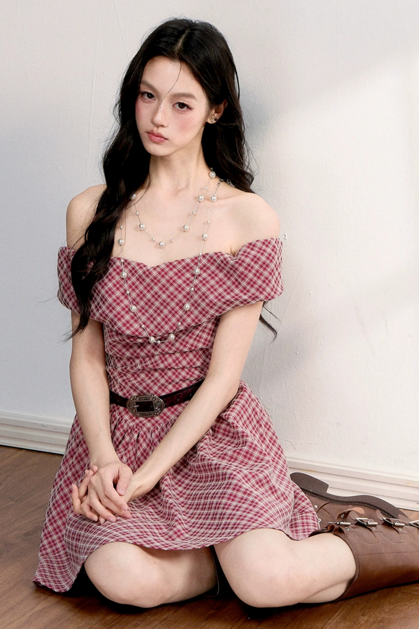 Retro-rotes kariertes A-Linien-Kleid