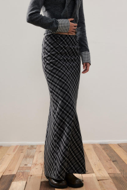 Prismatic Straight Skirt