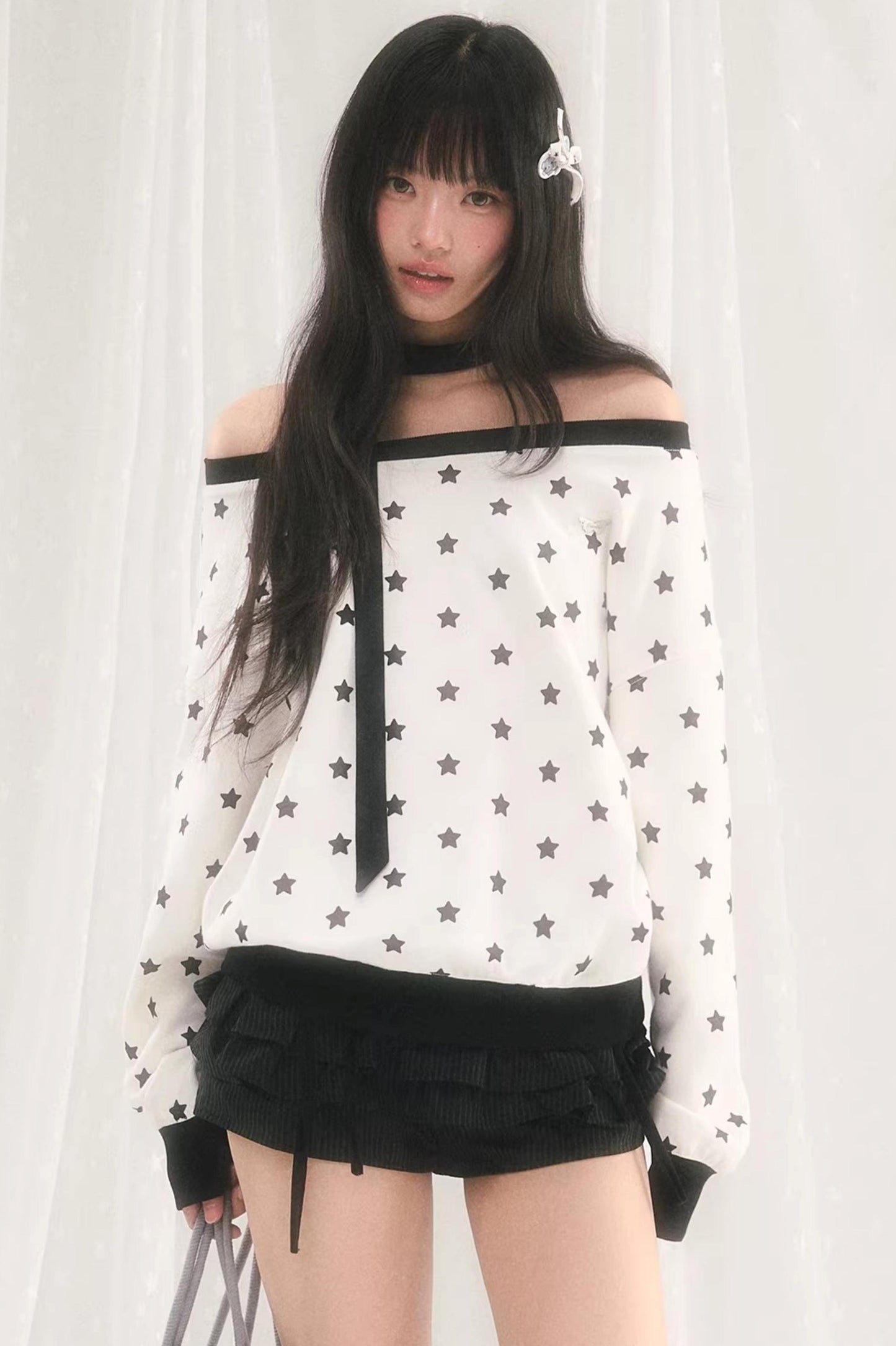Star Print One-Shoulder Sweatshirt