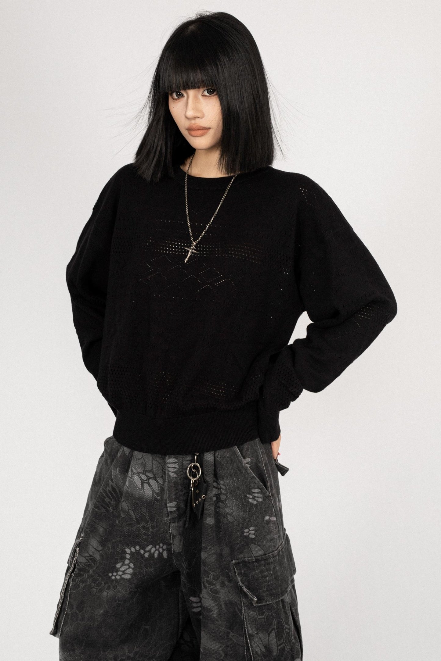 Simple Black Knitwear Sweater