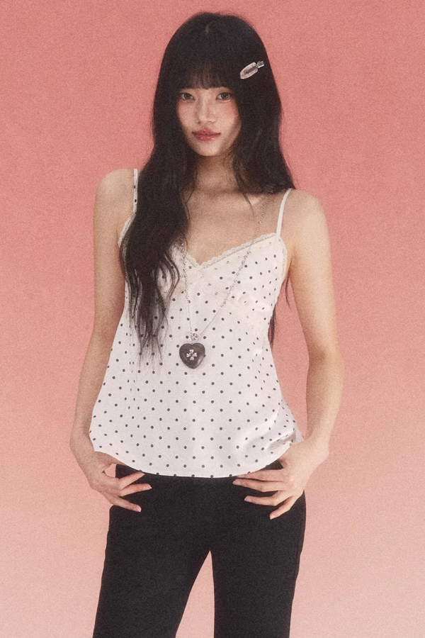 Camisola con encaje y lunares