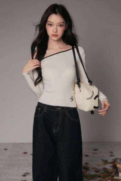 Off-Shoulder Knitted Top