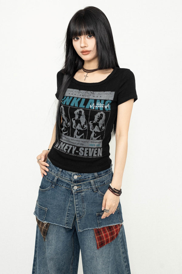 Retro Gal Print T-shirt