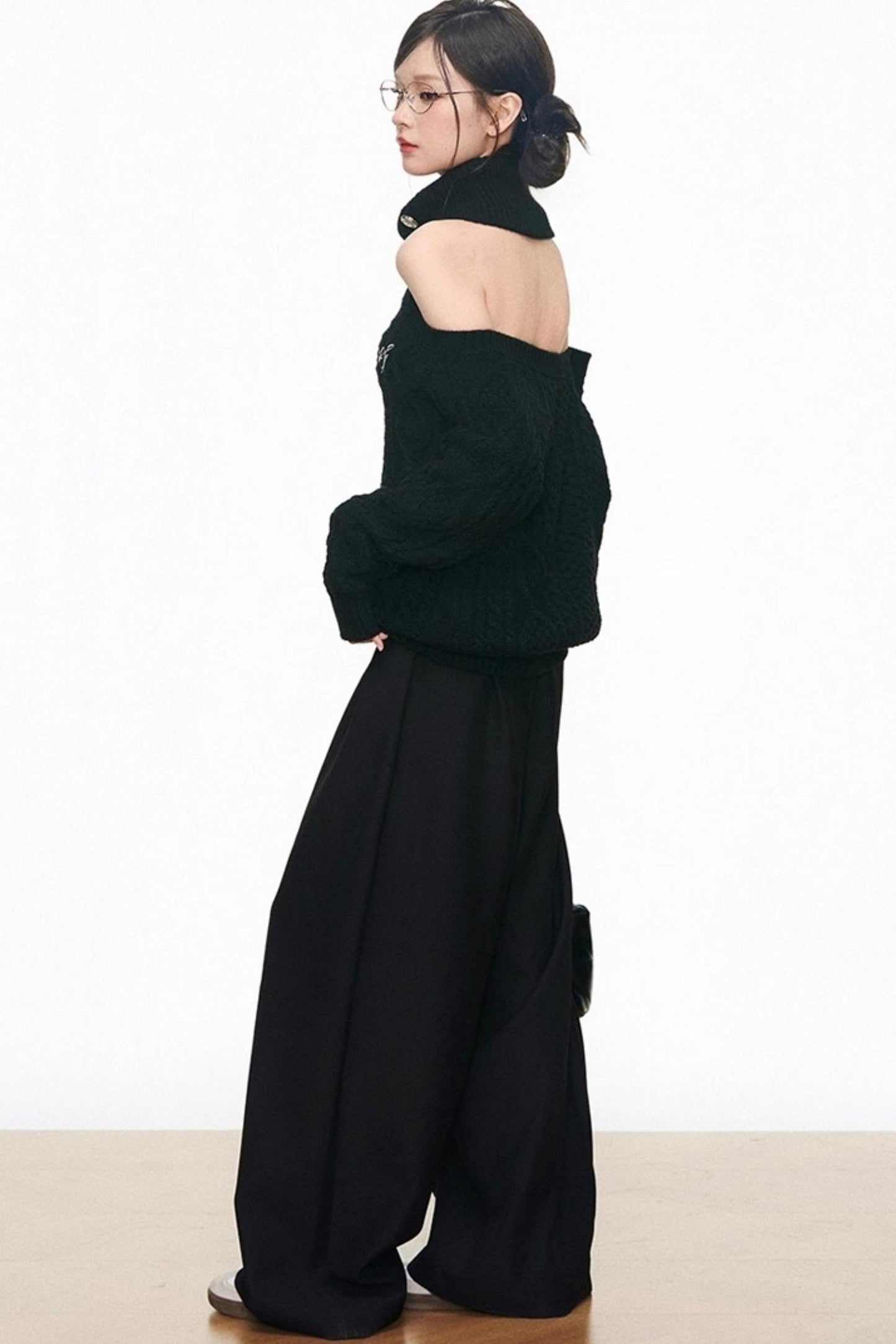 Black Wide-Leg Suit Pants