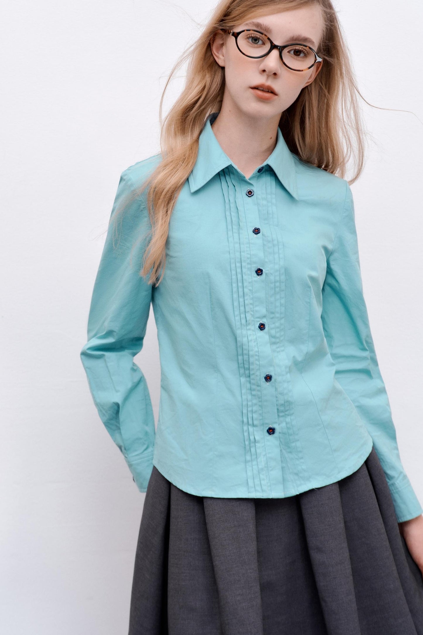 Pleated Basic Long-Sleeved Shirt