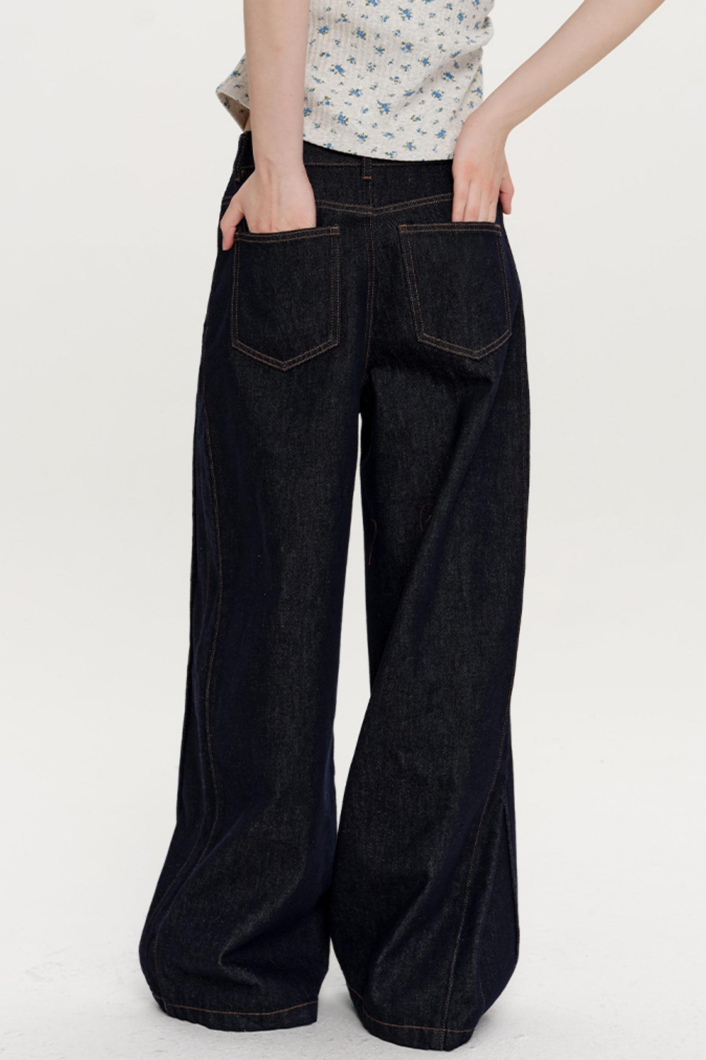 Retro Wide-Leg Slit Jeans