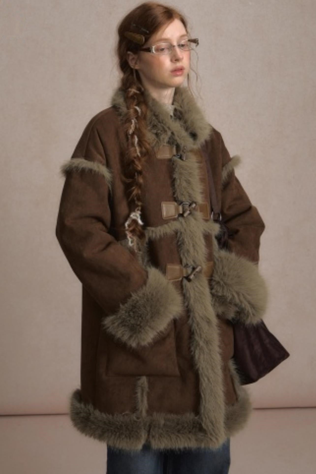 Integrated Fur Collar Horn Button Jacket