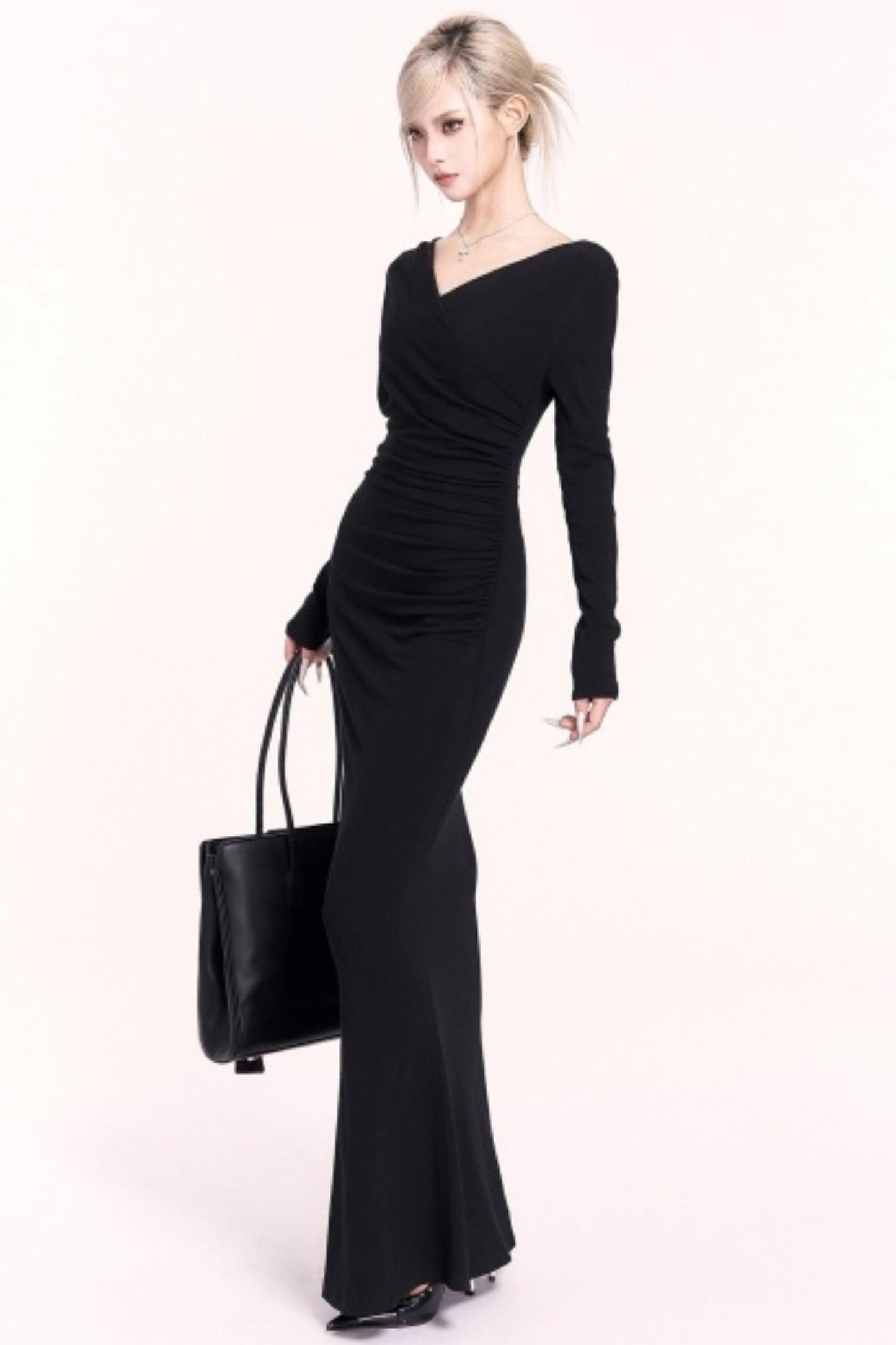 Royal Slim Hip Mermaid Dress