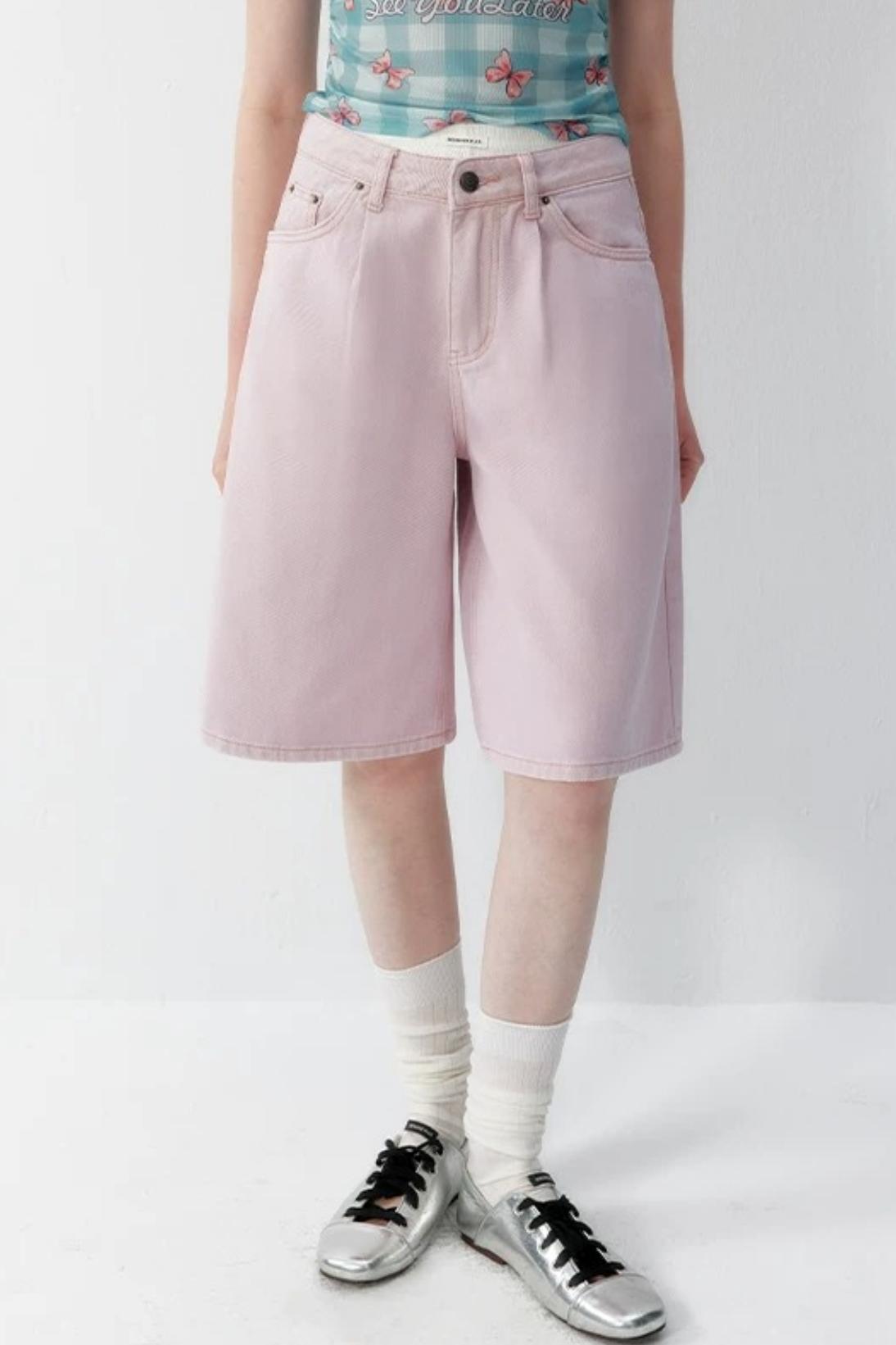 Süße rosa Jeansshorts