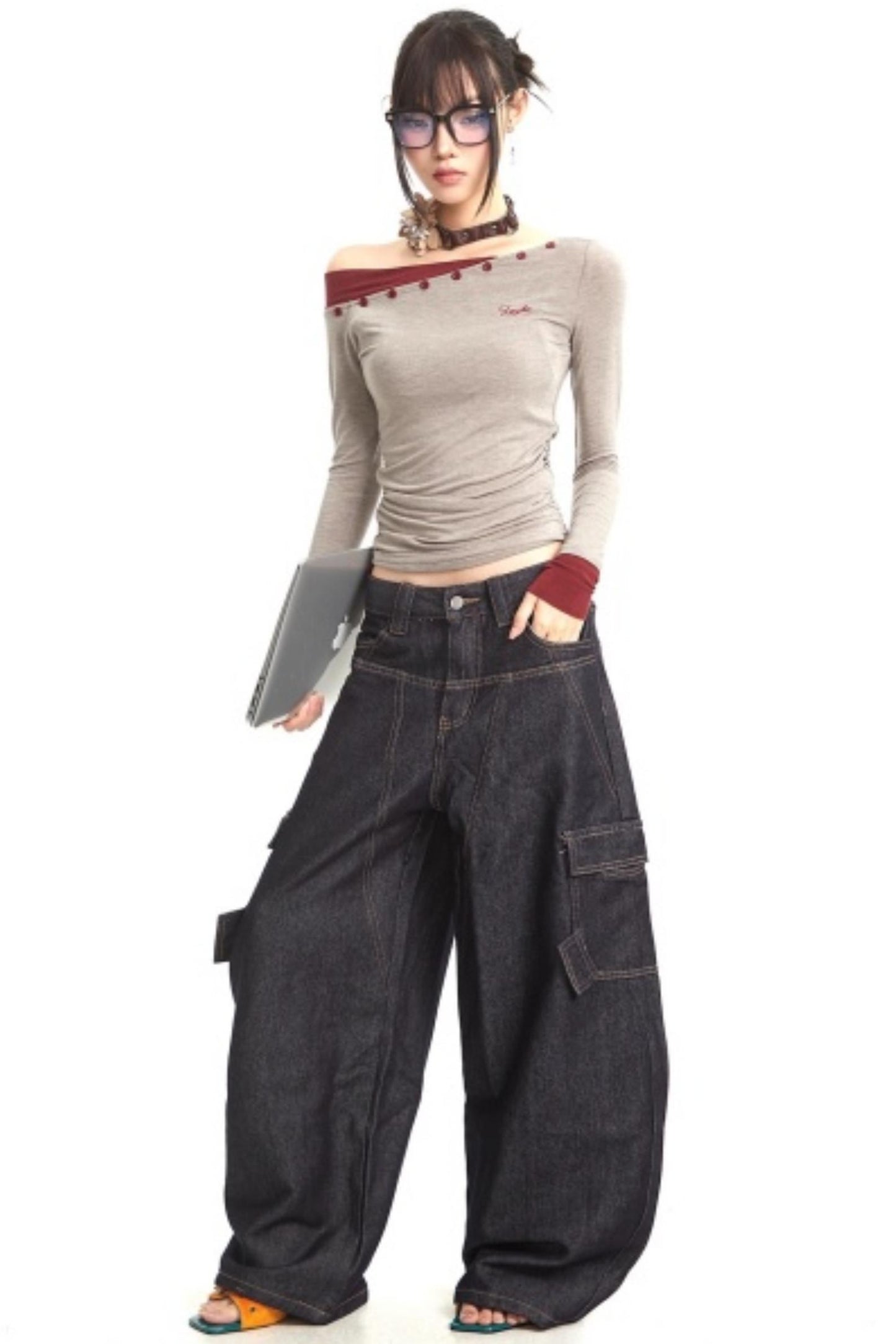 Retro Off-Shoulder Slim Top