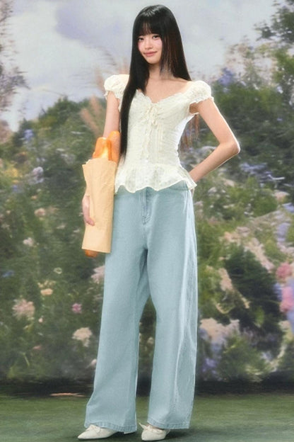 Completo con blusa floreale a scollo quadrato