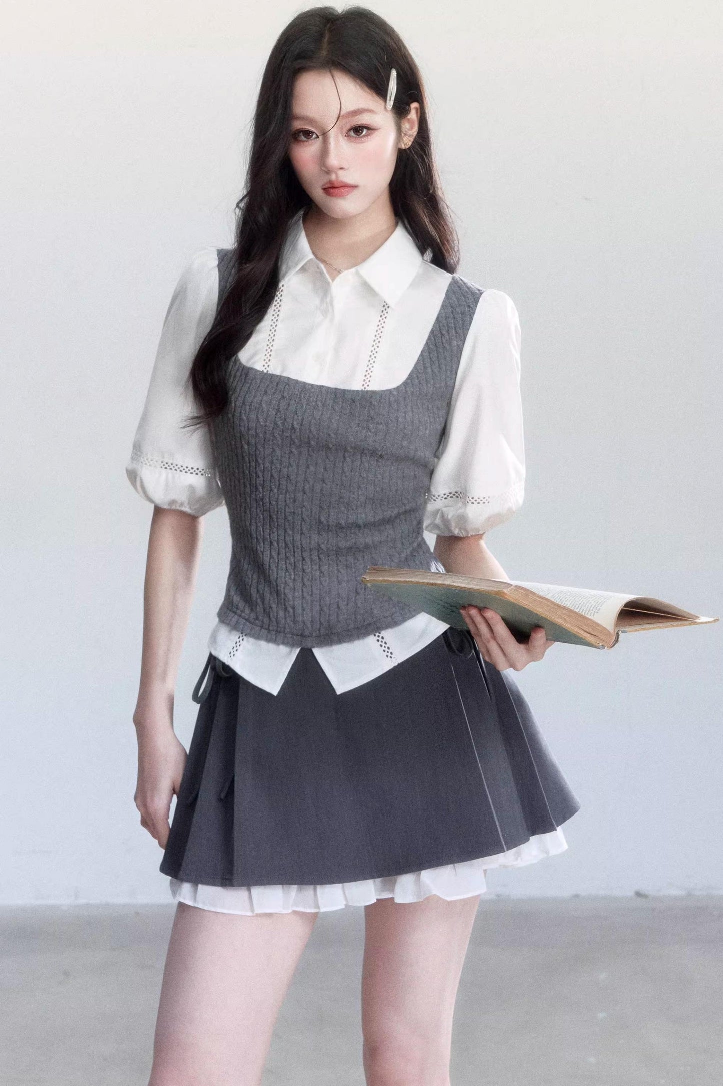 Conjunto de camisa de manga abullonada con bloques de color