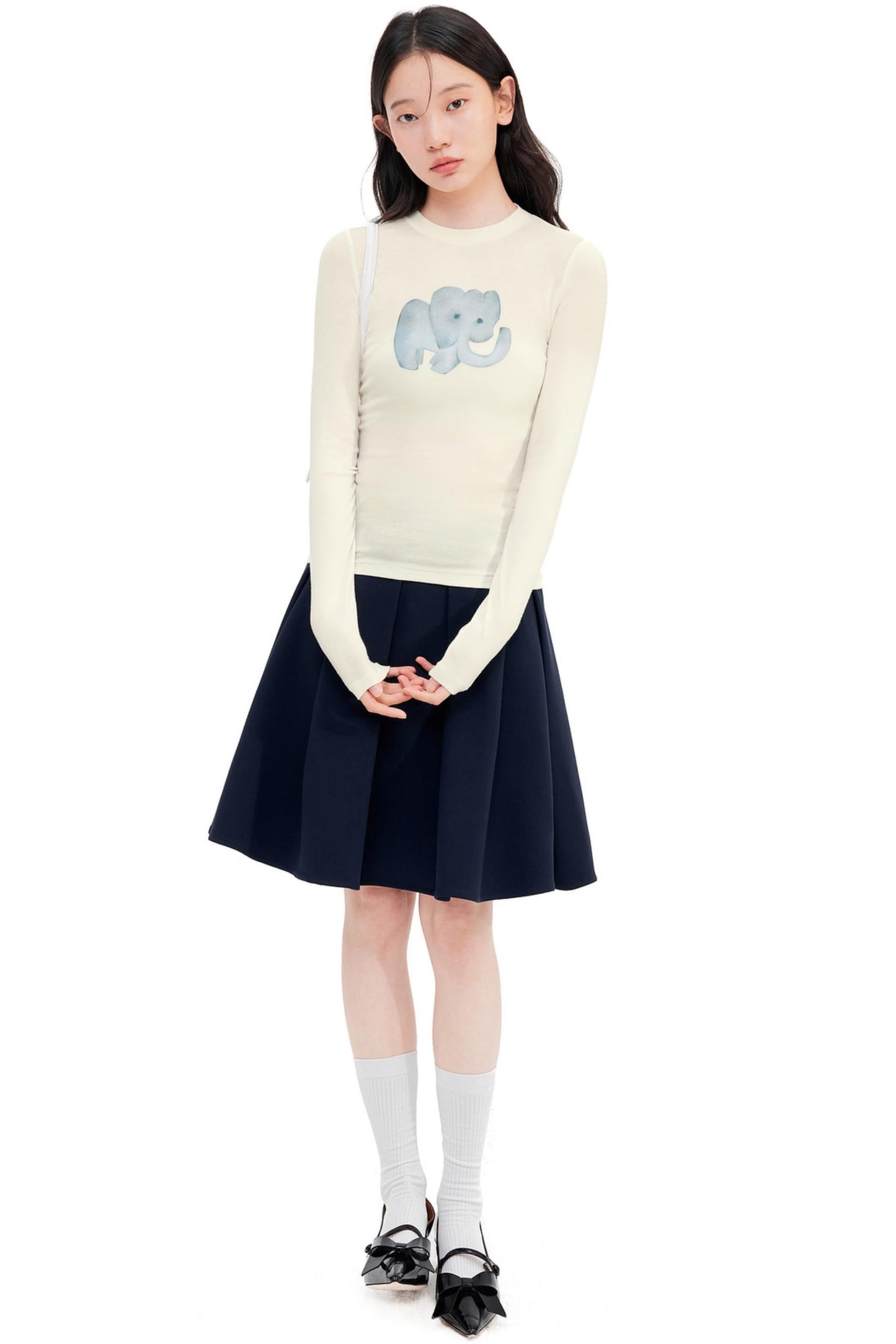 Round Neck Straight Shoulder Top