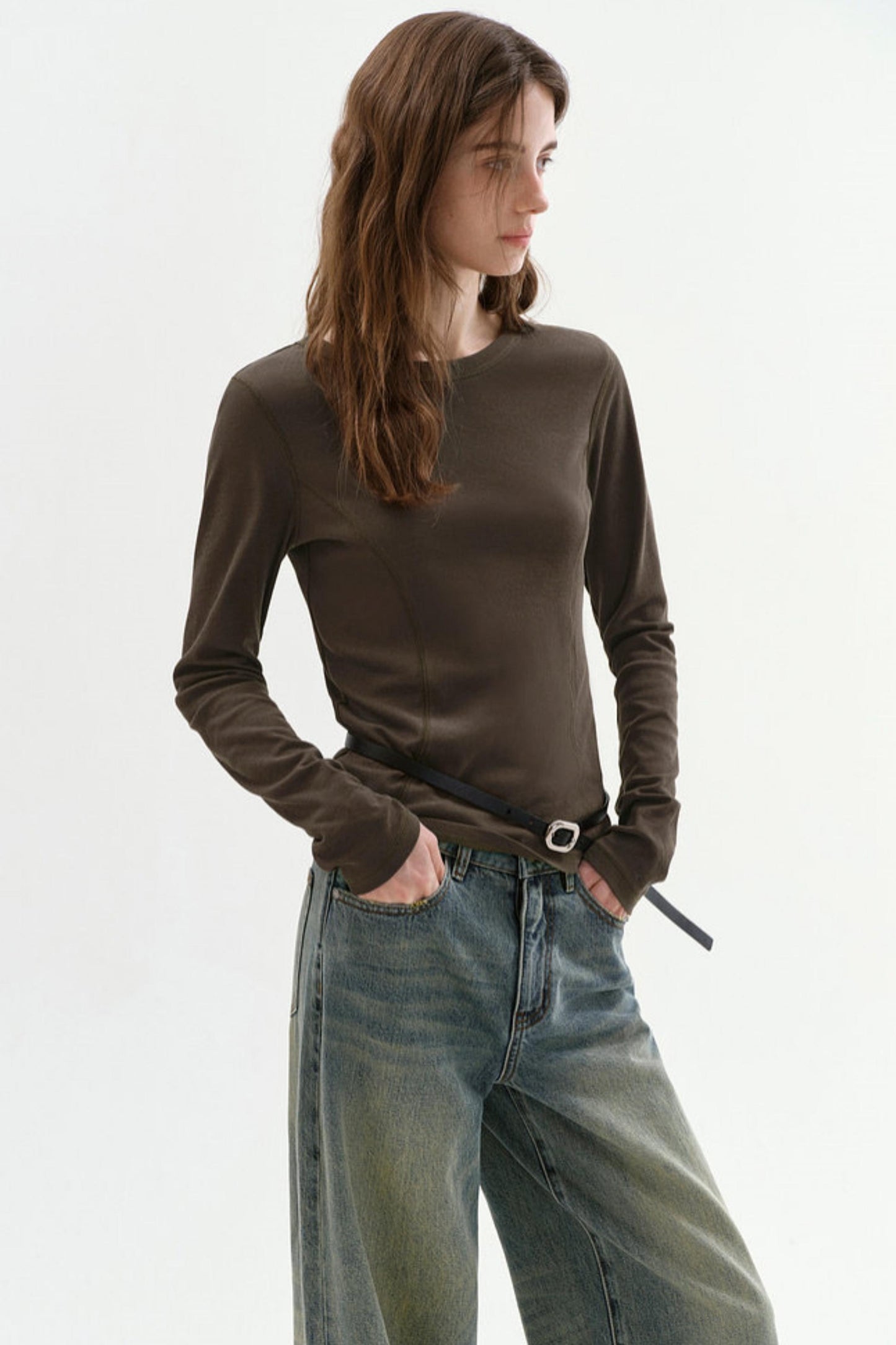 Haut polyvalent à manches longues et coupe slim