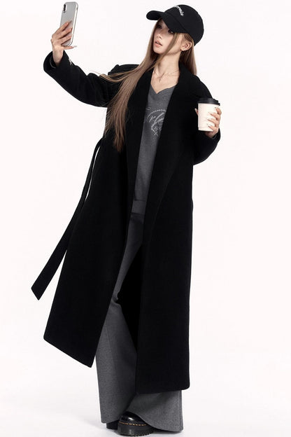 Sporty V-Neck Sweatshirt Set-Up