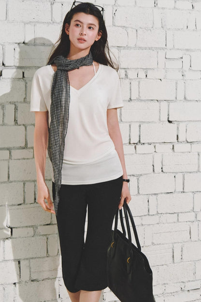 Effortless V-Neck Bat Sleeve Top