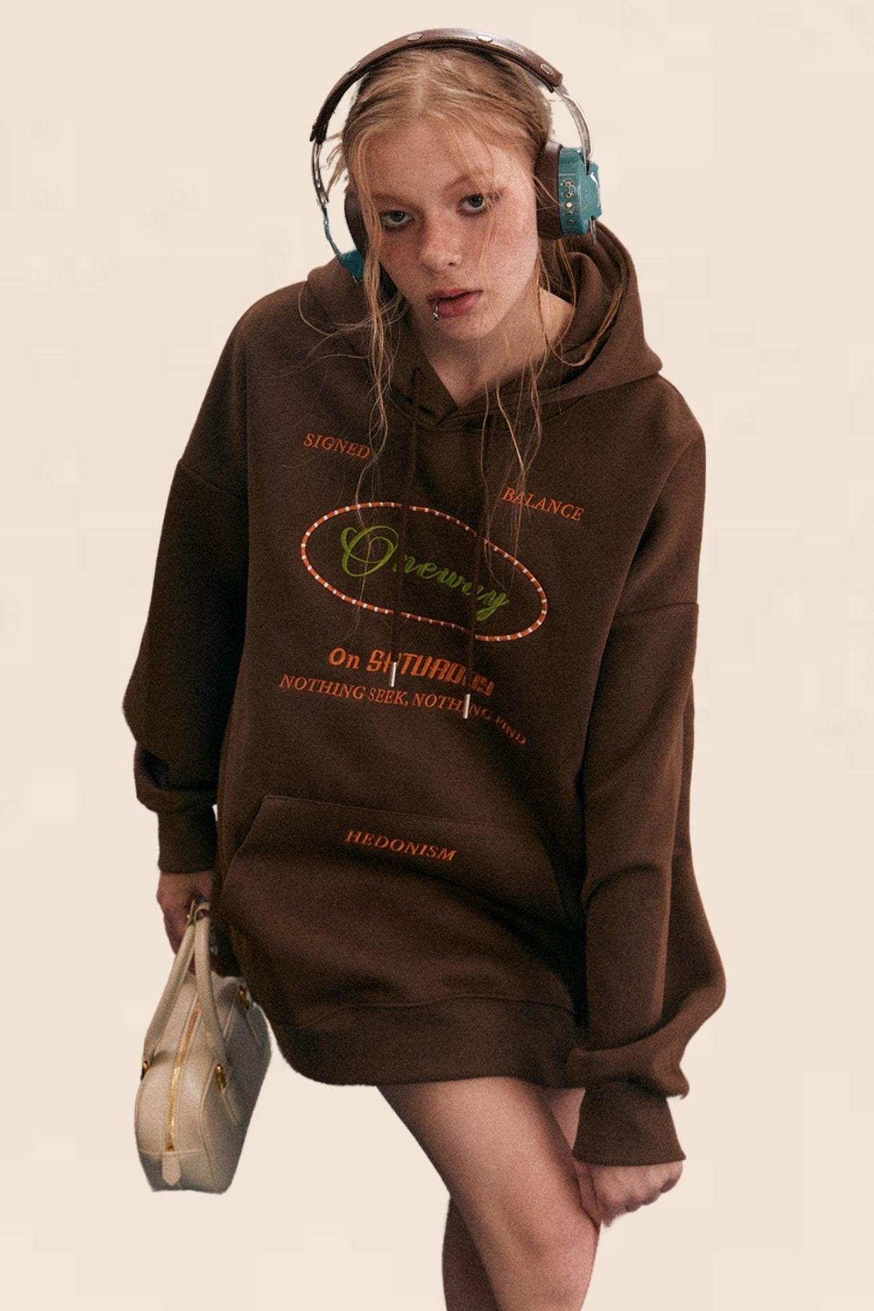 LOOSE FIT EMBROIDERED HOODIE SWEATSHIRT