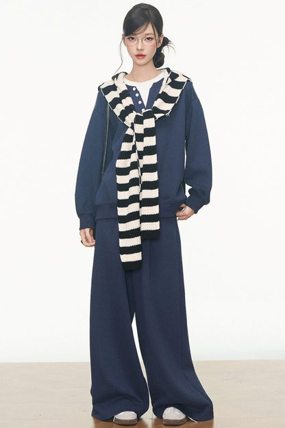 Gray Sweatshirt Set-Up