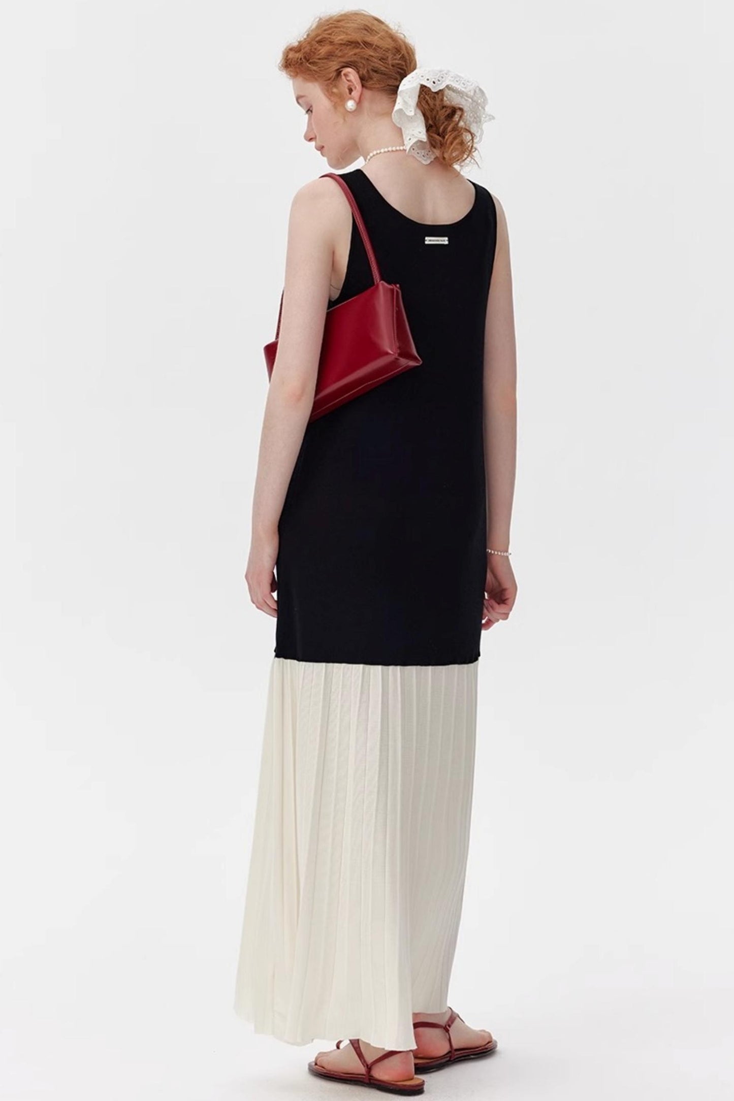 Color-Block V-Neck Sleeveless Dress