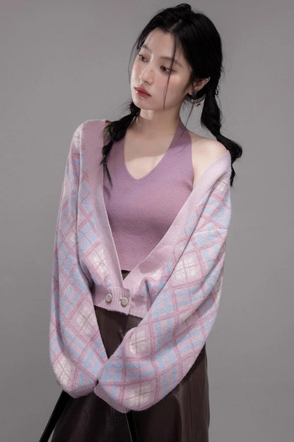 Halterneck Vest With Knit Sweater Set