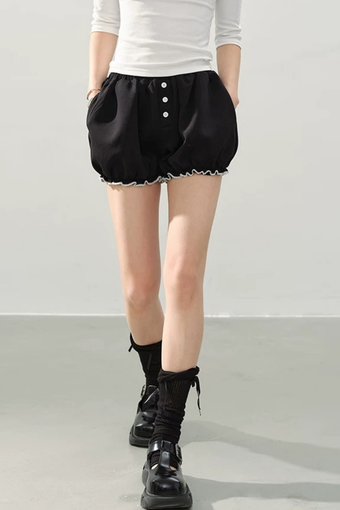 Evening Breeze Lace Shorts
