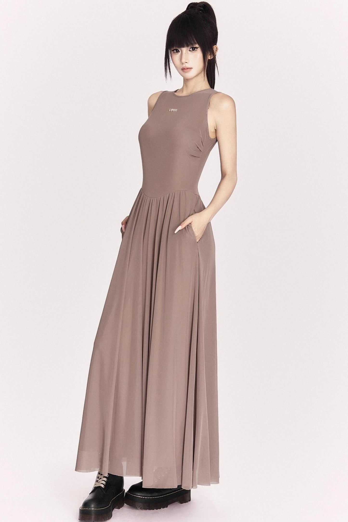 Relaxed French Mesh A-Line Long Dress