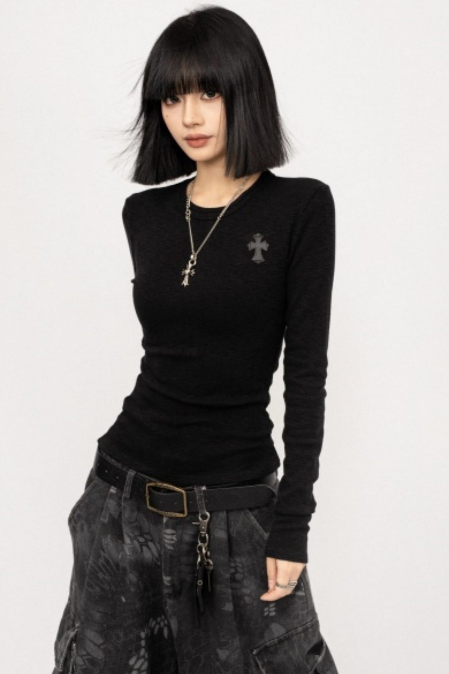 Retro Black Slim-Fitting Top