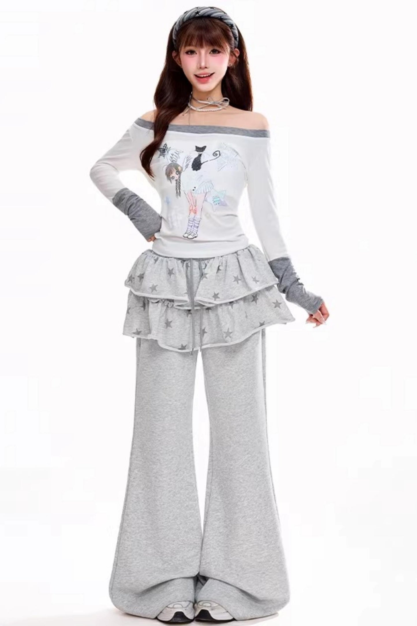 Star Pattern Flared Sweatpants