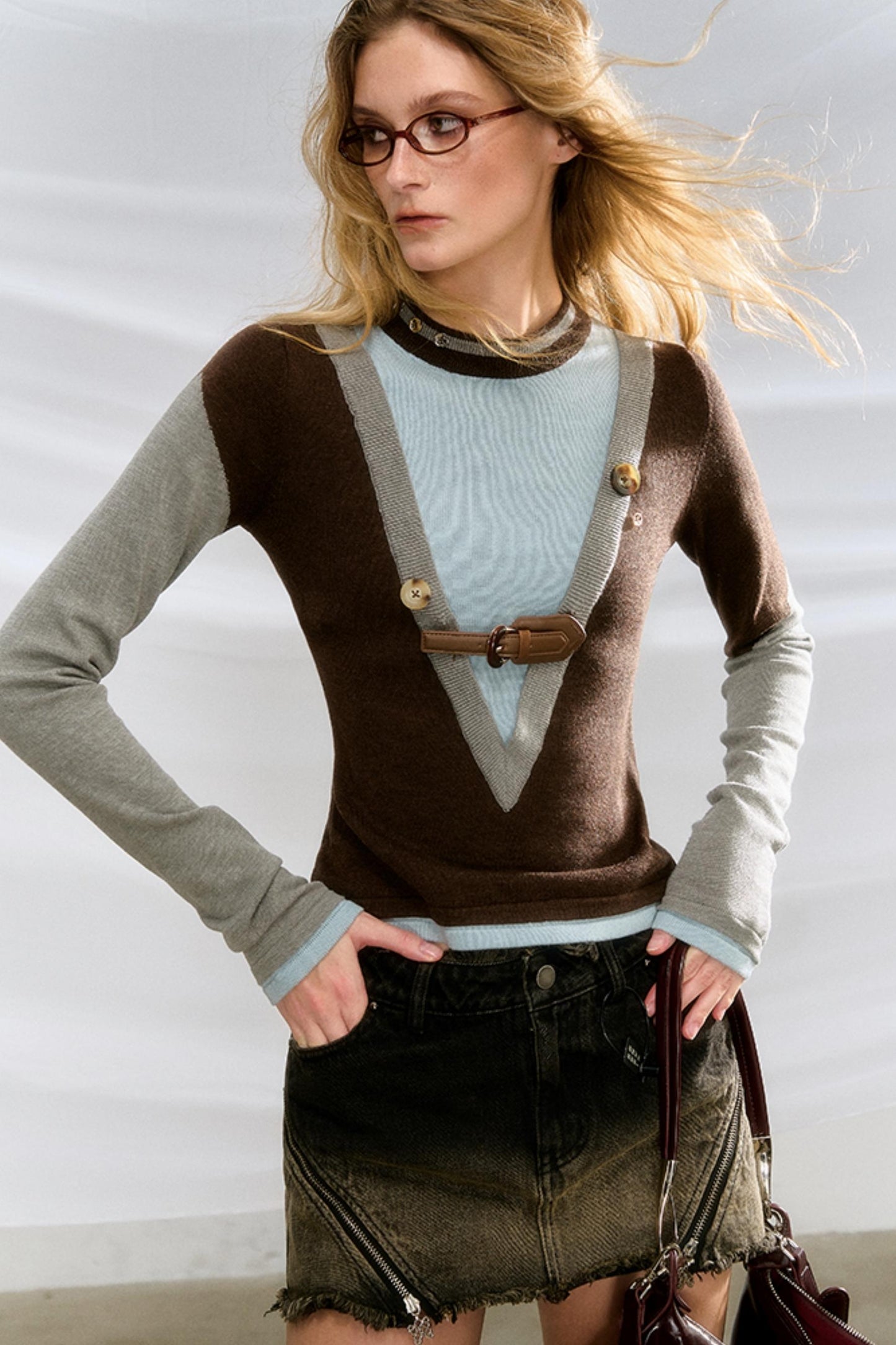 OfAkiva "Solomon" design sense button fake two-piece v-neck color-block slimming legging knit sweater