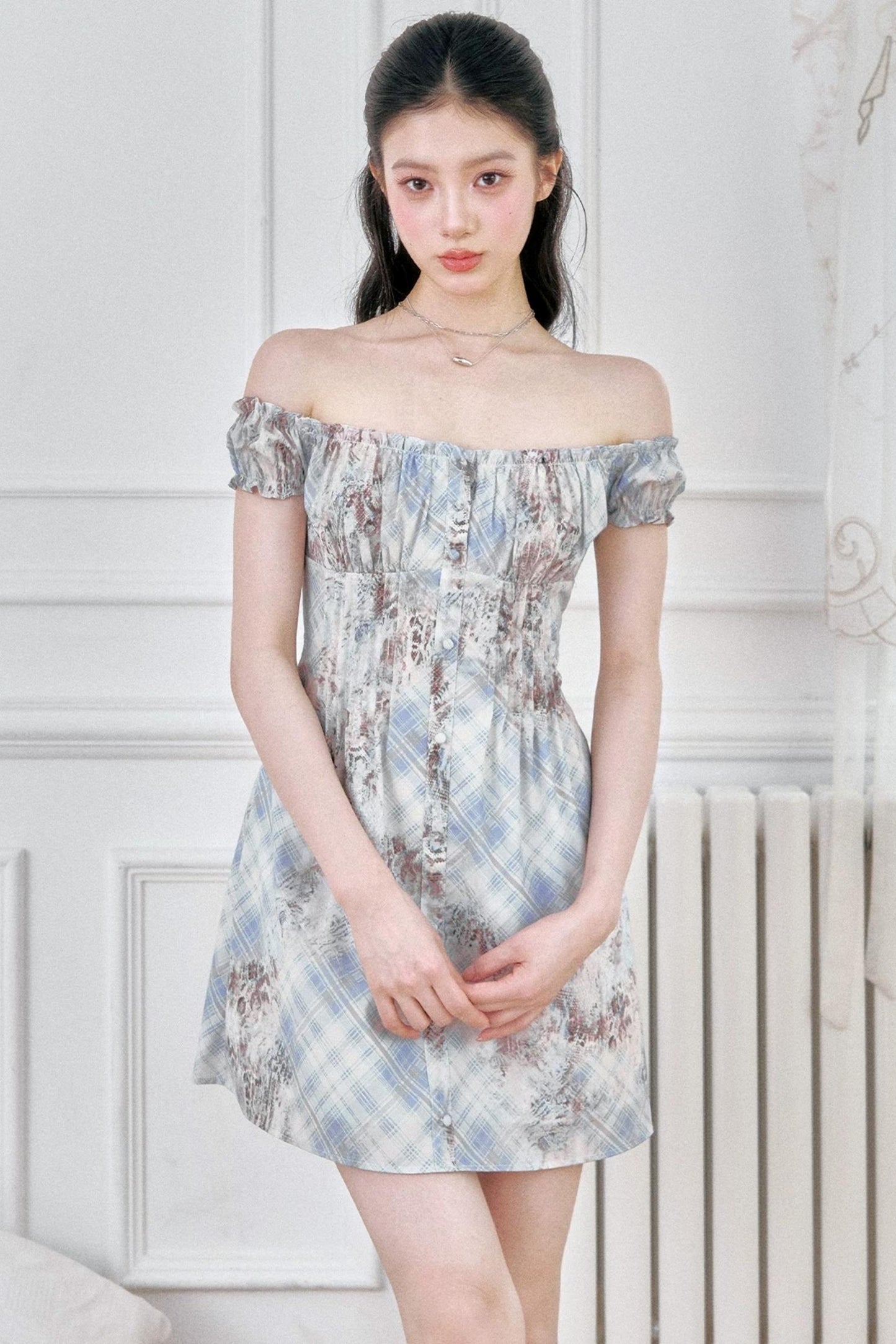Karierter Morgennebel-Kleid