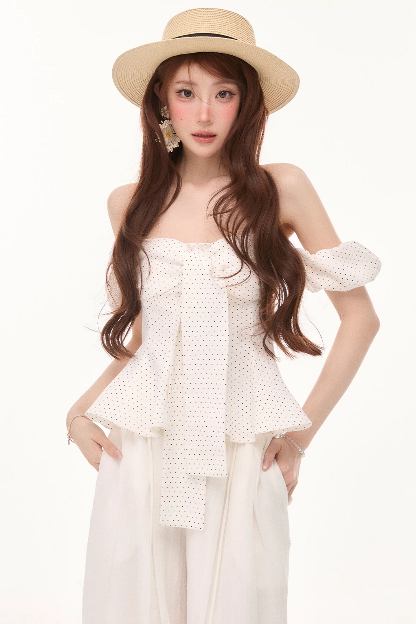 Linen Lace Off-Shoulder Set-Up