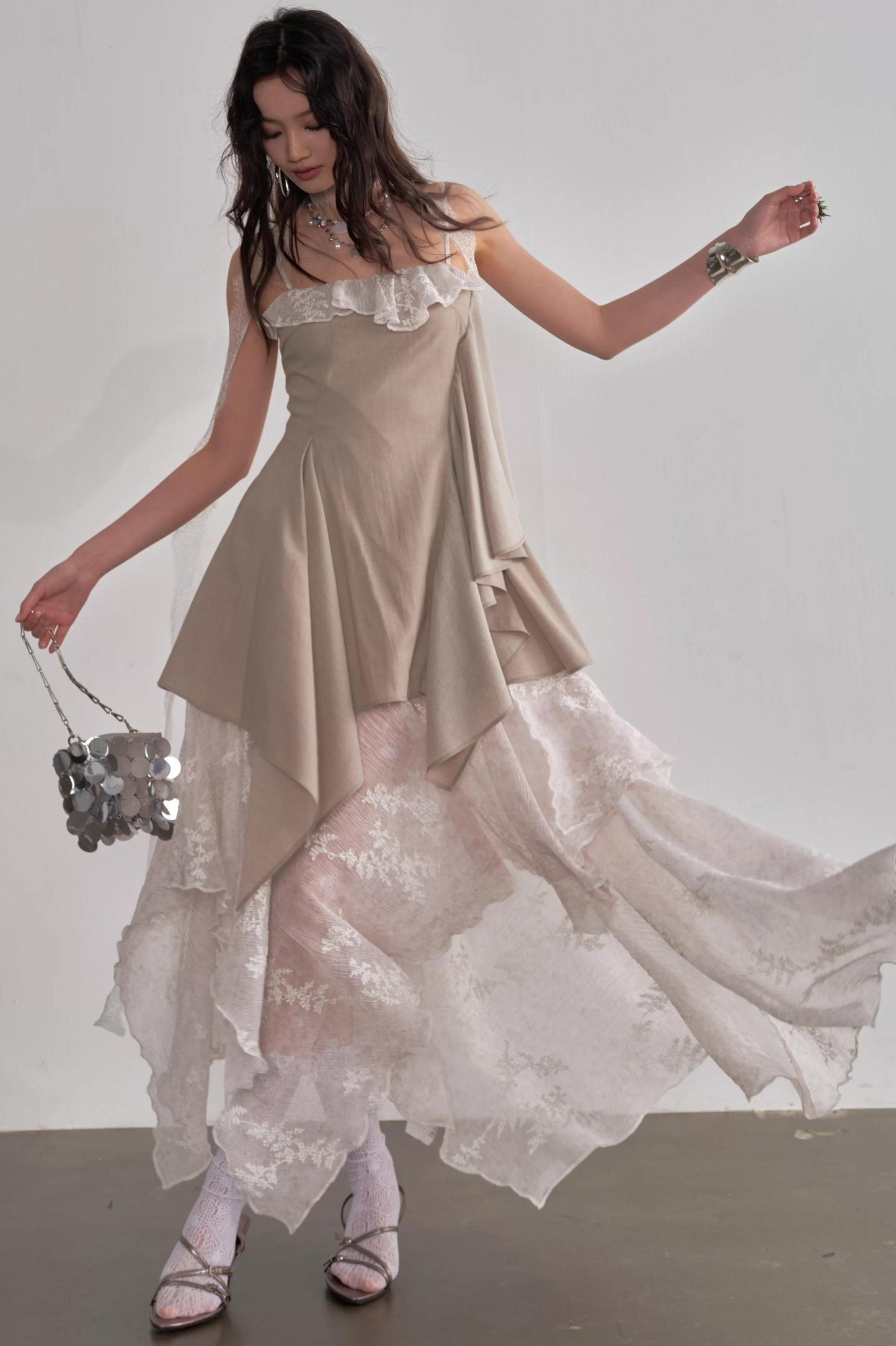 로맨틱 요정 자수 드레스