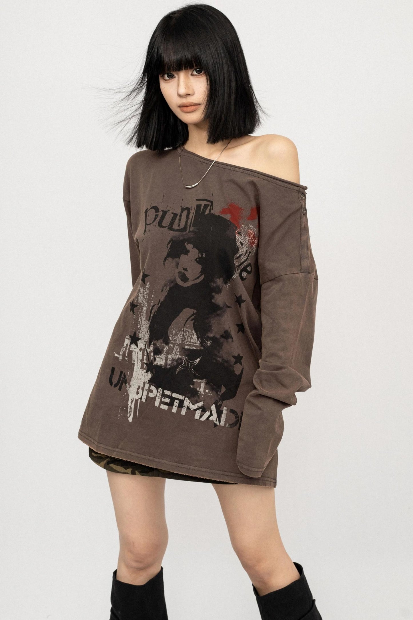 Vintage Off-the-Shoulder Long Sleeve T-Shirt