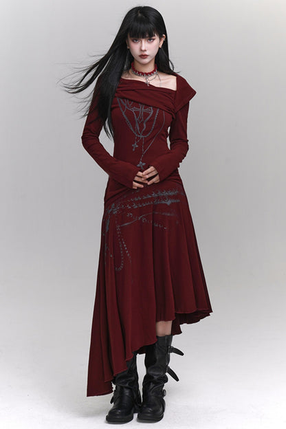 Ghost Girl's original beautiful niche red dress is worn by art students in autumn and winter