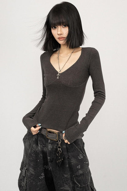 Sweet and Cool Gray Long-Sleeved Top