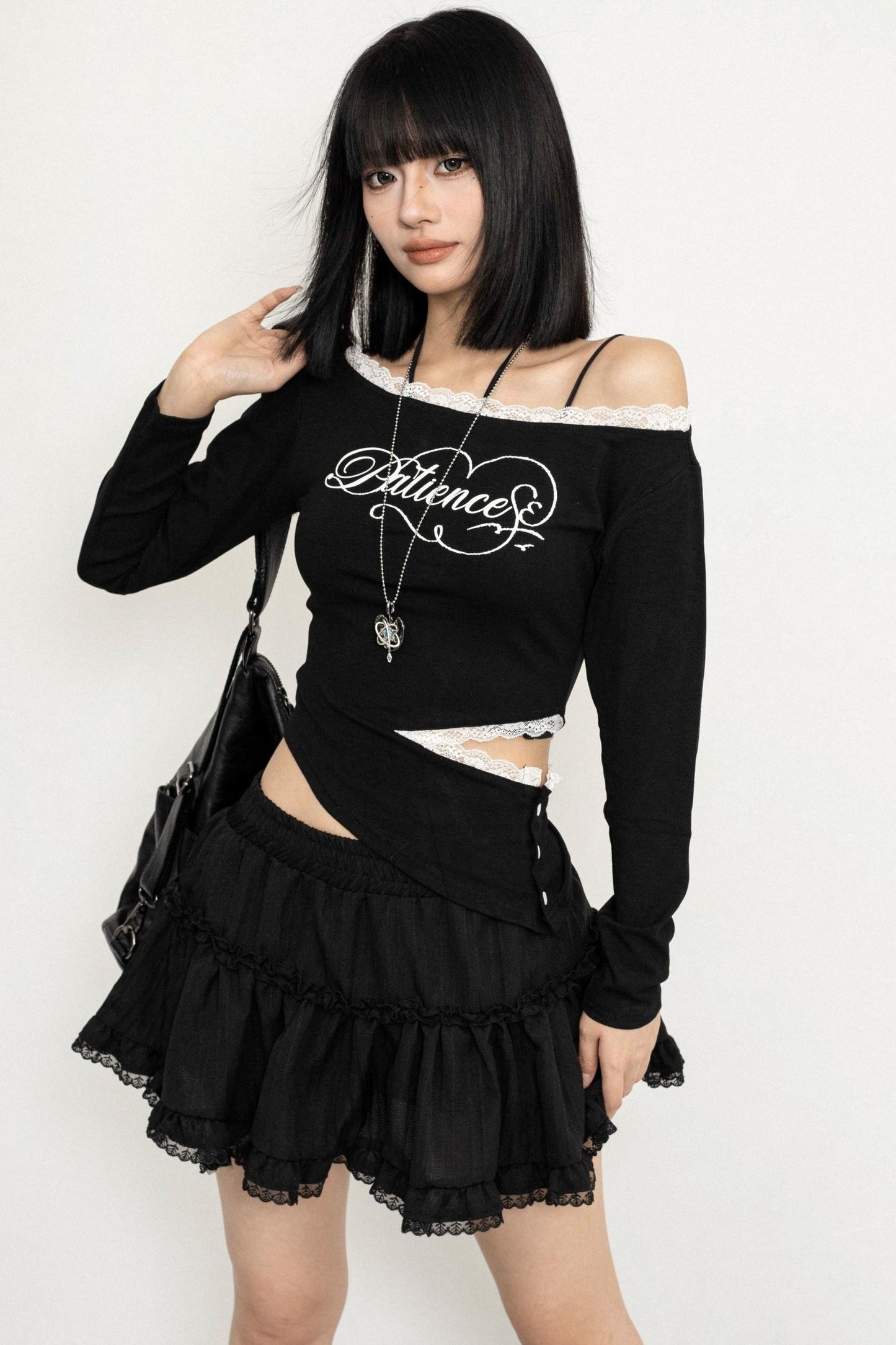 Lace Edge IRREGULAR T-SHIRT