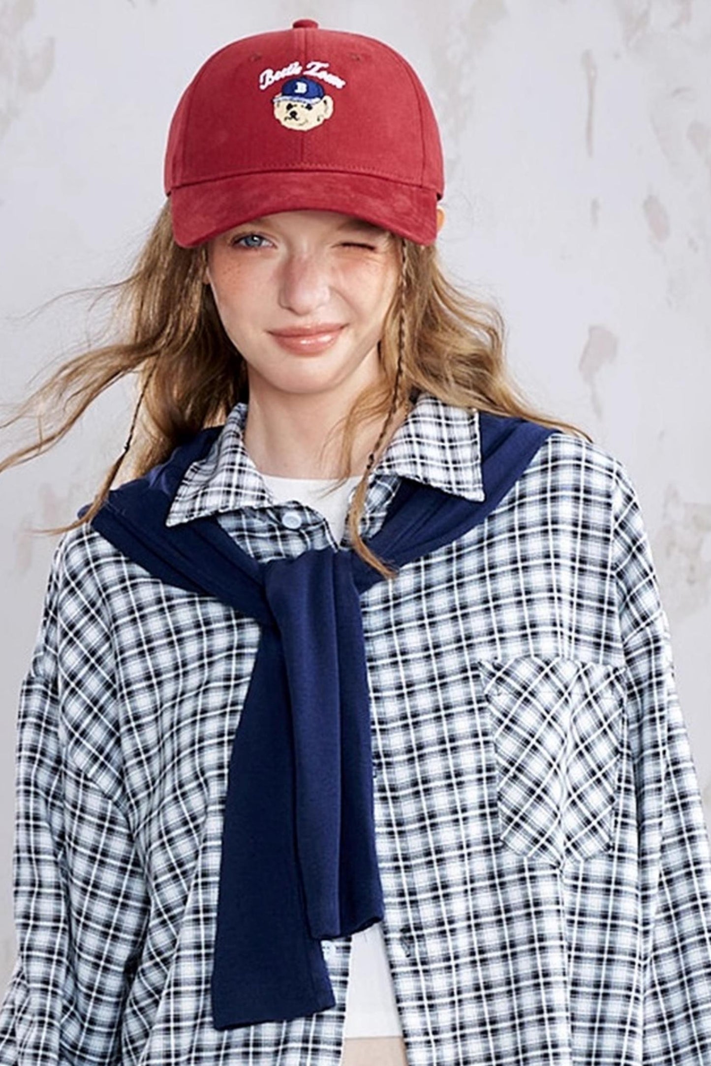 Bear Wide-Brim Baseball Cap