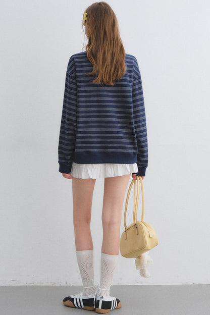 Retro Lace Collar Sweatshirt