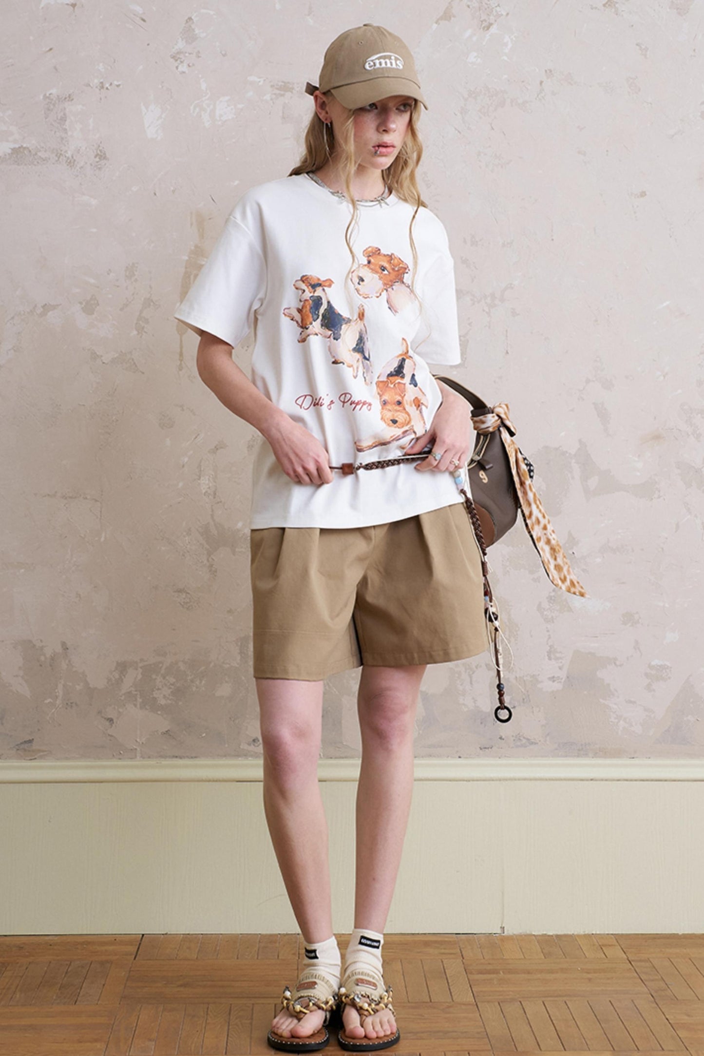 Chic Pleated Wide-Leg Trousers